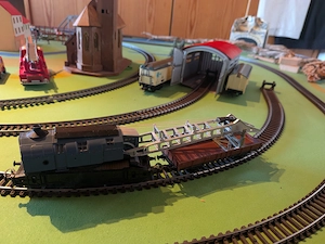 Zug  Modelleisenbahn Anlage Kleinbahn Lima Bild 5