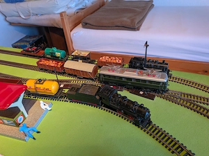 Zug  Modelleisenbahn Anlage Kleinbahn Lima Bild 6