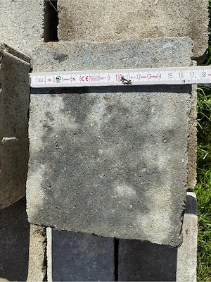Pflastersteine zu verschenken Bild 3