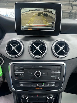 Mercedes GLA200d 4Matic AMG-Line Bild 7