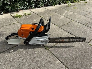 STIHL MS 261 C-M Benzin-Kettensäge Bild 3