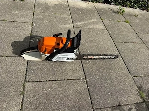 STIHL MS 261 C-M Benzin-Kettensäge Bild 6