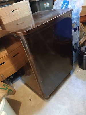 Nähmaschine mit Kasten Bild 7