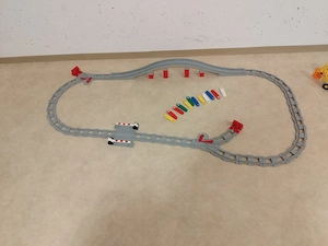 Lego Duplo Eisenbahn Sets plus Schienen und Zubehör Bild 3