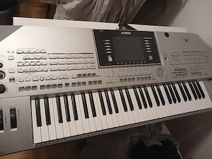 Yamaha Tyros 2 Bild 2
