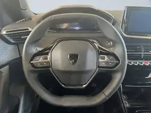 Peugeot 2008 Bild 9