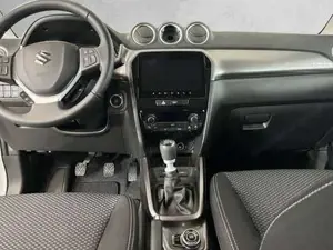 Suzuki Vitara Bild 7