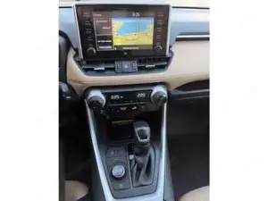 Toyota RAV4 Bild 8