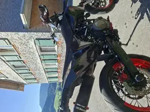 Verkaufe Husqvarna 701 Supermoto 