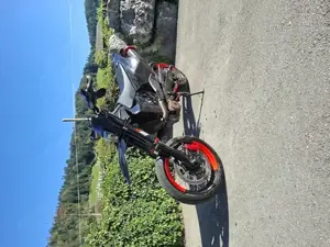 Verkaufe Husqvarna 701 Supermoto  Bild 5