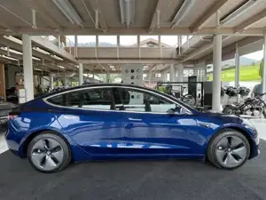 Tesla Model 3 Bild 9