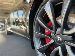 Tesla Model 3 Bild 4