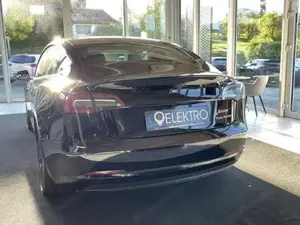Tesla Model 3 Bild 5