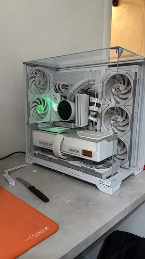 High-End Gaming PC  RTX 5080 AORUS Master ICE  Ryzen 9 7950X3D  64 GB DDR5  4 TB SSD Bild 7