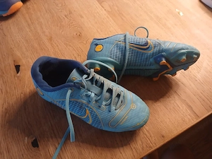 Kinder Fussballschuhe