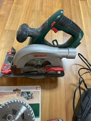 Bosch Akku-Handkreissäge PKS 18 LI Bild 3