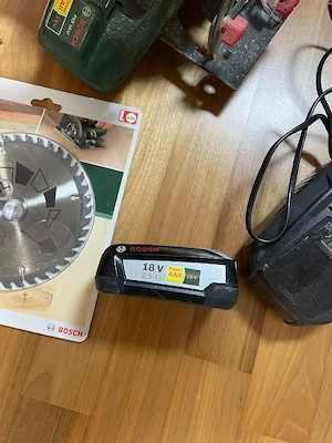 Bosch Akku-Handkreissäge PKS 18 LI Bild 4
