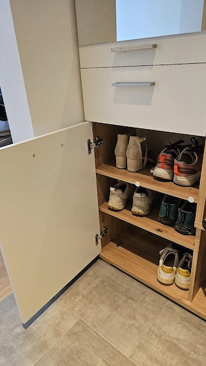 Kompaktgarderobe  Bild 4