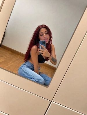 Viktoria, jung und temperamentvoll Bild 3