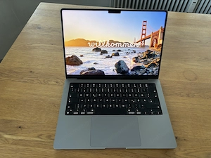 Apple MacBook Pro 14" (2021) | Apple M1 Pro | 16 GB RAM | 512 GB Bild 3