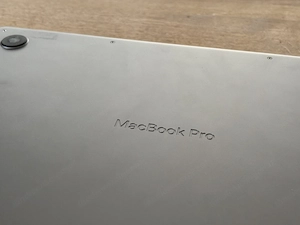 Apple MacBook Pro 14" (2021) | Apple M1 Pro | 16 GB RAM | 512 GB Bild 4