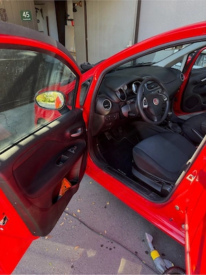 Fiat Punto 1,4 Bild 2