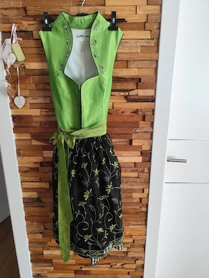 Tolles Dirndl  Bild 2