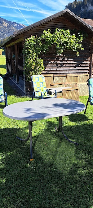 Gartenmöbel Bild 5