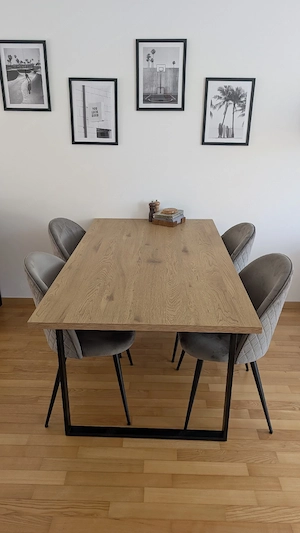 Tisch & 4 Stühle  Bild 3