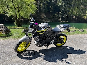 Yamaha MT 03 Bild 2