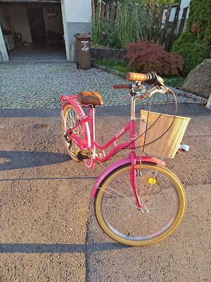 Pinkes Retro Fahrrad 24zoll Bild 3