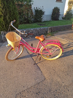 Pinkes Retro Fahrrad 24zoll Bild 4