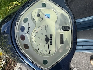Vespa LX 50 Bild 2