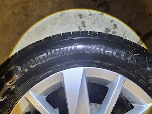 VW Orginalfelgen mit Continental Sommerferien Bild 3