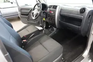 Suzuki Jimny Bild 16