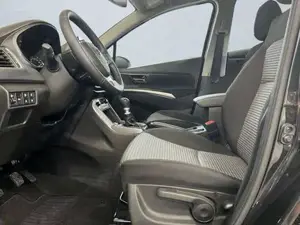 Suzuki S-Cross Bild 4