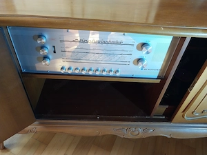 grundig musikschrank radio u, plattenspieler  L 140 b 45 H 80 cm  160 00    Bild 3