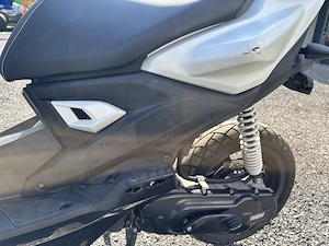 Yamaha Aerox 50ccm Bild 10