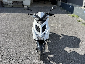 Yamaha Aerox 50ccm Bild 8
