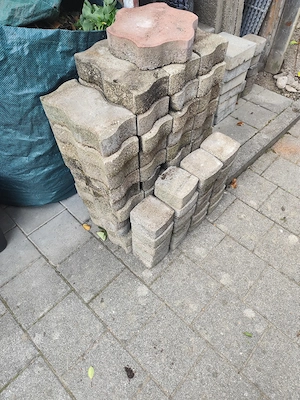 Betonsteine zu verschenken 