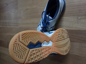 Asics Hallenschuhe Gr 42 Bild 2