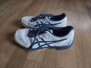 Asics Hallenschuhe Gr 42 Bild 3