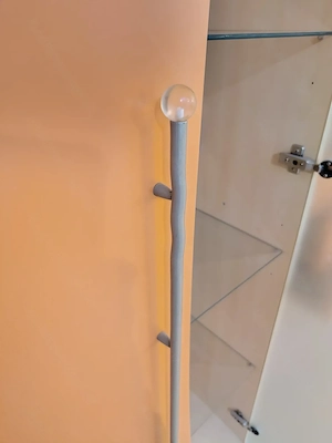 Vierteilige Schrankwand in Beige und Orange  Bild 5