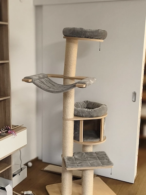 Katzen Kratzbaum  Bild 2