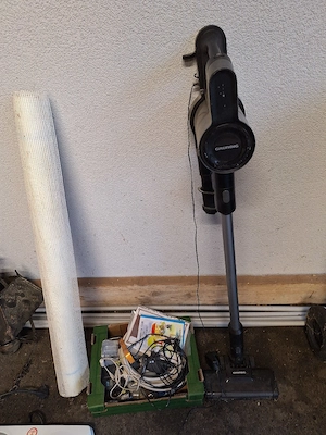 Flohmarktsachen Flohmarkt Staubsauger Weinregal Trödel Bild 3