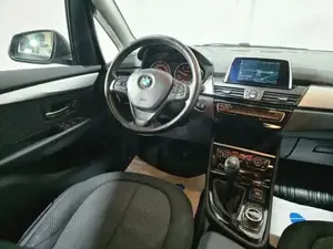 BMW 2er Bild 6