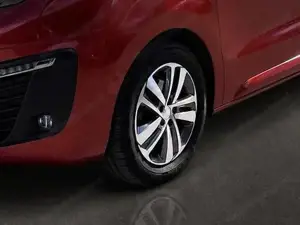 Peugeot Traveller Bild 6