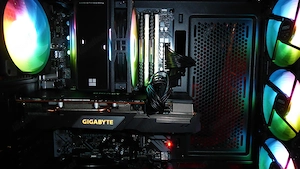 Gamer PC - AMD Ryzen 9 3900 - 32GB DDR4 3600 MHz - Gigabyte RADEON RX 5700 XT - 1TB SSD - Windows 11 Bild 2