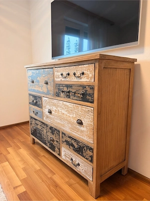 Massivholz Kommode Bild 3