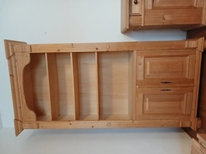 Vollholzkasten, Vollholzkommode Bild 2